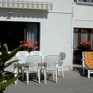 chalet-le-19-x-27.hotels-rhonealpes.com/